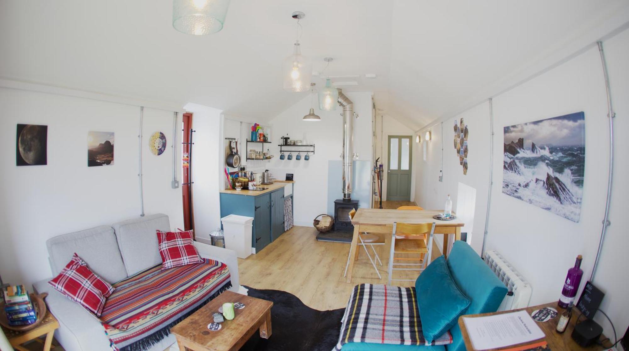Stoer Old School Byre Bed & Breakfast エクステリア 写真